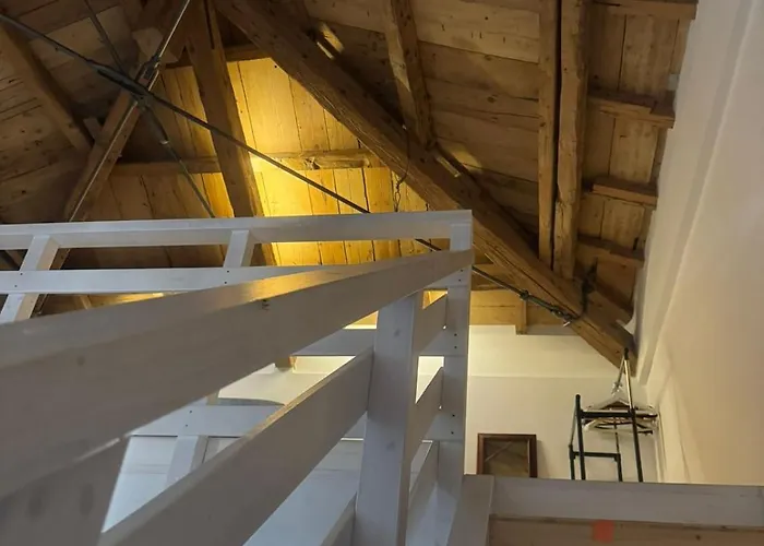 Casa Del Teatro Da Ivana